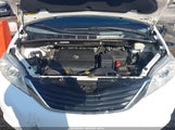 Toyota Sienna Le V6 5TDKK3DC4BS172735 снимка