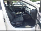 Kia Forte Lxs 3KPF24AD8PE518386 fotografie