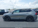 Volkswagen Tiguan 2.0T Se R-Line Black 3VVCB7AX4RM066123 photo
