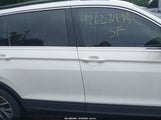 Volkswagen Tiguan 2.0T Se/2.0T Sel/2.0T Sel R-Line/2.0T Sel R-Line Black 3VV2B7AX8KM192745 fotografie