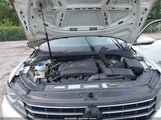 Volkswagen Passat 1.8T S 1VWAT7A38HC085593 снимка