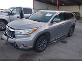 Toyota Highlander Limited Platinum V6 5TDYKRFH7GS138723 fotografie