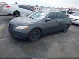 TOYOTA CAMRY LE 4T1BE46K77U130575 снимка