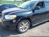 TOYOTA HIGHLANDER HYBRID JTEEW41AX82003843 снимка