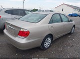 TOYOTA CAMRY LE/XLE/SE 4T1BE30K65U965423 снимка