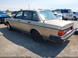 VOLVO 240 DL YV1AA8842L1424134 снимка