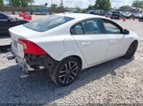 Volvo S60 T5 Dynamic YV126MFLXH2422979 photo