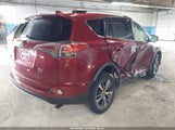TOYOTA RAV4 XLE JTMRFREV1JD254762 снимка
