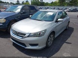 HONDA ACCORD LX 1HGCR2F32DA083335 снимка