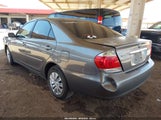 TOYOTA CAMRY LE 4T1BE32K45U993752 снимка