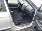 KIA SOUL + KNDJT2A68D7753833 снимка