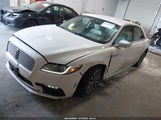 Lincoln Continental Select 1LN6L9SK2J5601463 снимка