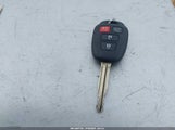 TOYOTA RAV4 XLE 2T3WFREV9GW287975 снимка