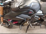 DUCATI STREETFIGHTER V4/V4S ZDMFAKNW1NB007264 photo