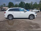 Audi Q7 2.0T Premium WA1LHAF70HD049844 снимка