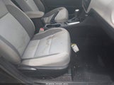 Toyota Corolla Le 5YFBURHE4HP672355 снимка