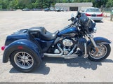 HARLEY-DAVIDSON FLHTCUTG TRI GLIDE ULTRA CLASSIC 1HD1MAM13CB855462 снимка