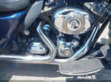 HARLEY-DAVIDSON FLHTCUTG TRI GLIDE ULTRA CLASSIC 1HD1MAM13CB855462 снимка