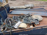 Chevrolet C30 1GBHC33W2CS121041 снимка