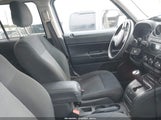 Jeep Patriot Sport 1C4NJPBA6GD735361 photo