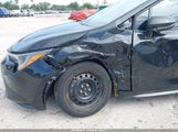 TOYOTA COROLLA LE 5YFEPMAE4MP267737 снимка