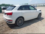 Audi Q3 2.0T Premium/2.0T Sport Premium WA1ECCFS3JR022041 photo