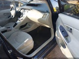Toyota Prius Two JTDKN3DU7D1647035 fotografie