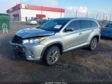 Toyota Highlander Xle 5TDKZRFHXKS572628 снимка