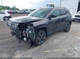 Jeep Compass Latitude Lux 4X4 3C4NJDFB8NT129374 снимка