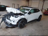 Buick Envision Fwd Essence LRBFZNR48MD130897 photo