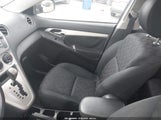 PONTIAC VIBE 5Y2SM6E02AZ403905 снимка