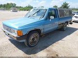 TOYOTA PICKUP 1/2 TON RN55 DLX JT4RN55D3G0230739 снимка