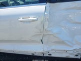 VOLVO XC40 B4 PLUS BRIGHT THEME YV4K92HN0P2910317 снимка