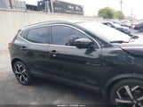 Nissan Rogue Sport Sl Awd Xtronic Cvt JN1BJ1CW8NW493543 fotografie