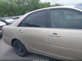 TOYOTA CAMRY LE 4T1BE32K55U087206 снимка
