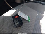 Toyota Rav4 Xle JTMRFREV8JD235352 снимка