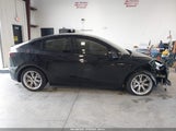 Tesla Model Y Long Range Dual Motor All-Wheel Drive 7SAYGDEE7RA236945 fotografie