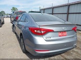 Hyundai Sonata Se 5NPE24AF5FH039804 снимка
