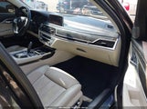 BMW 750I WBA7F0C58GGL99890 fotografie