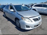 TOYOTA COROLLA LE 1NXBU4EE6AZ303749 снимка