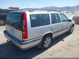 VOLVO V70 AWD YV1LZ5641W2493396 снимка