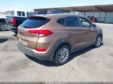 HYUNDAI TUCSON SE KM8J3CA4XGU229007 снимка