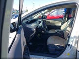 Toyota Prius Two JTDKBRFU7H3036568 снимка