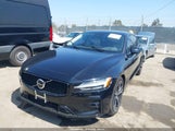 Volvo S60 B5 Plus Dark Theme 7JRL12FL5RG309363 снимка