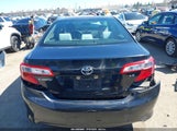 Toyota Camry Le 4T4BF1FK1DR333636 снимка