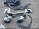 GMC SIERRA 1500 4WD SHORT BOX SLE/4WD STANDARD BOX SLE 1GTU9BED8LZ196171 снимка