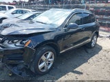 Volkswagen Touareg 3.6L Lux WVGEF9BP7ED010667 photo