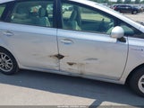 Toyota Prius V Three JTDZN3EU1EJ008390 снимка