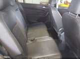 VOLKSWAGEN TIGUAN 2.0T SE/2.0T SEL 3VV3B7AX1JM167656 снимка
