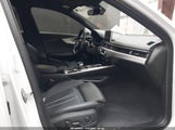 Audi A4 2.0T Premium WAUENAF4XHN055655 снимка